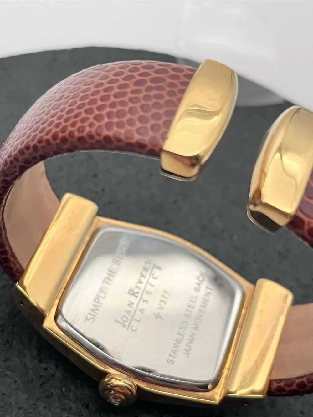 JOAN RIVERS Classics Vintage Genuine Leather Japan Movement Watch Bracelet V377